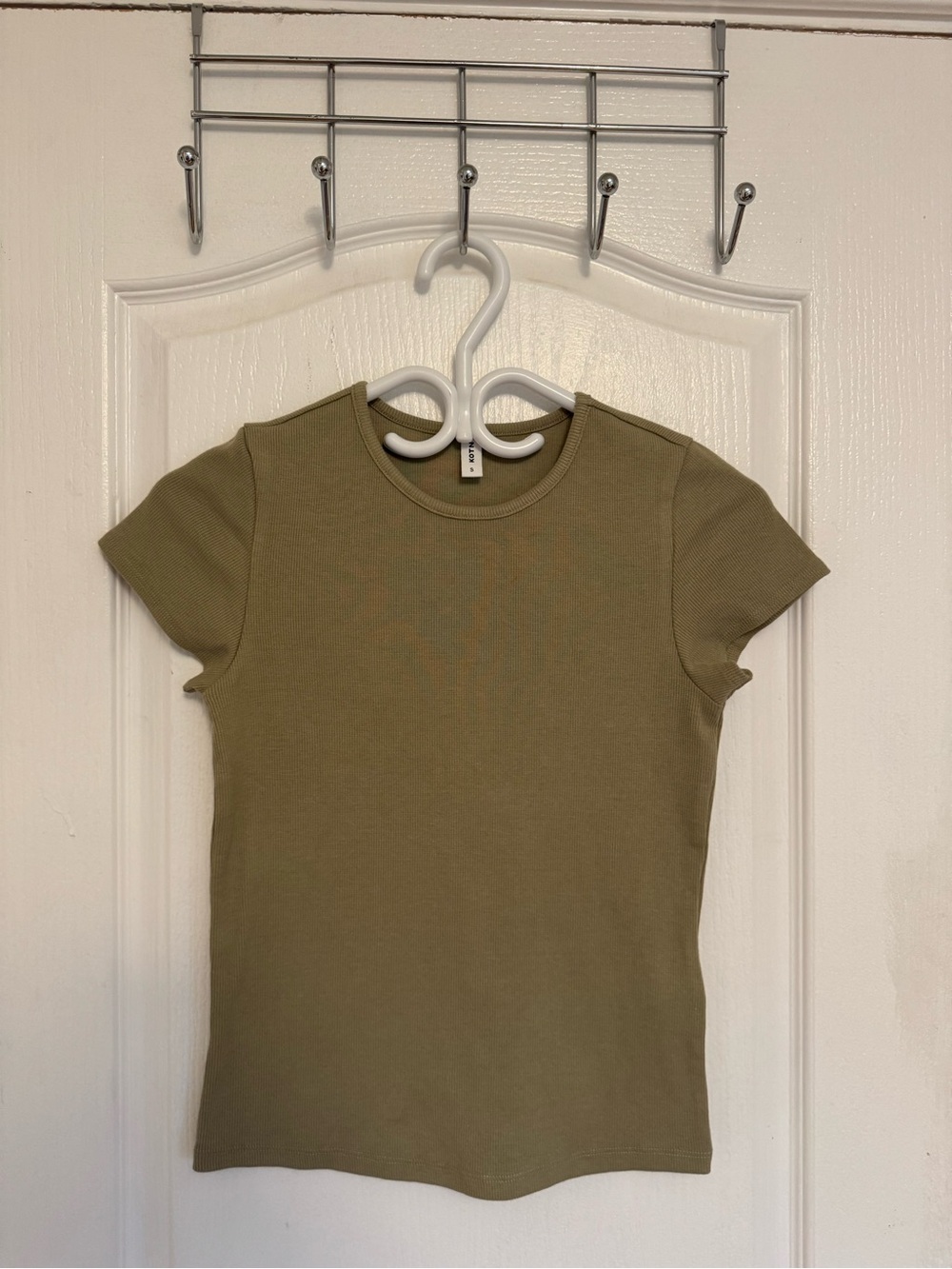 Kotn- Women’s 90’s Tee in Desert